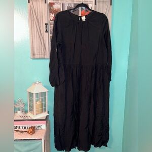 Black H&M dress size Med.